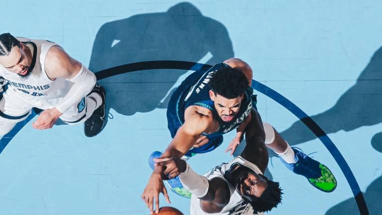 Karl-Anthony Towns totalizó 29 puntos y 13 rebotes para el triunfo de los Timberwolves.