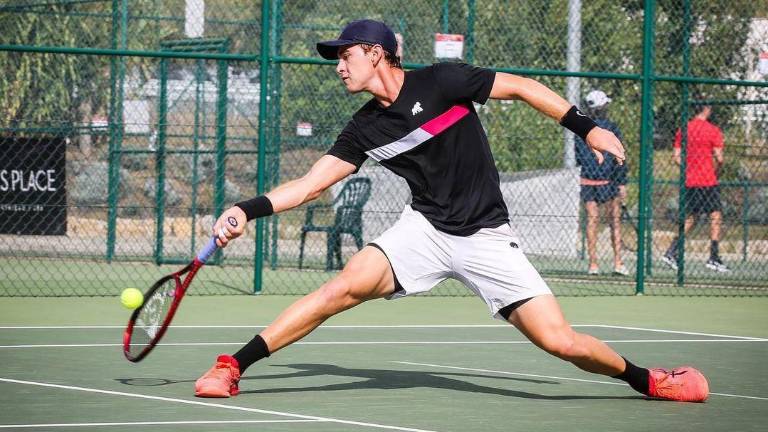 Luis Patiño va a la final de dobles.