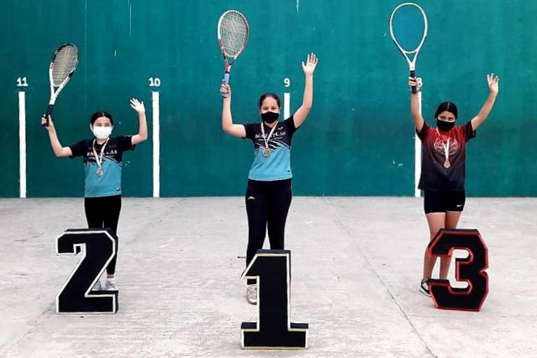 Triunfan Evelyn Guzmán y Emir Orozco en el Torneo de Frontenis de la Primavera