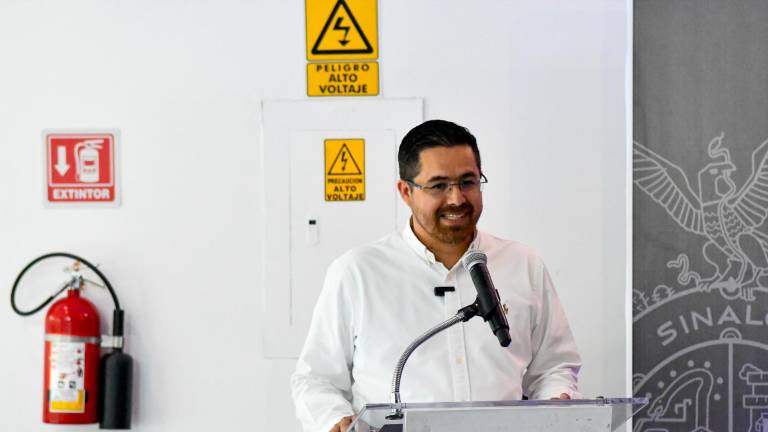 El Secretario de Salud en Sinaloa Cuitláhuac González Galindo informó sobre dos casos de golpe de calor.