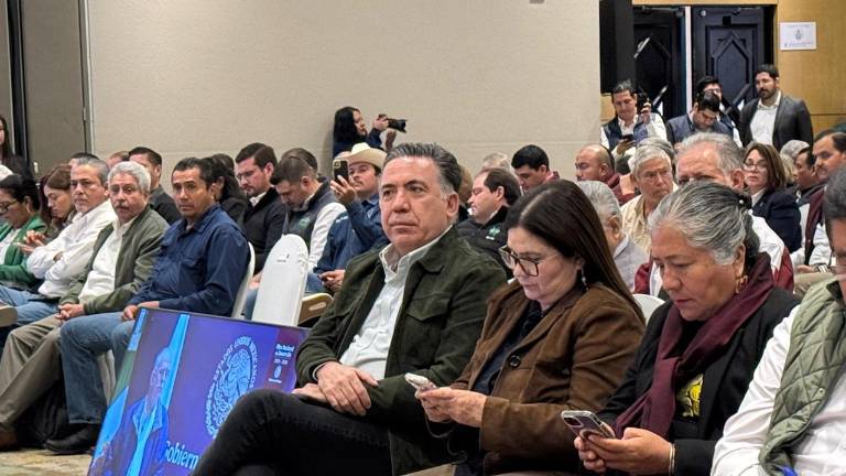 El Senador Enrique Inzunza Cázarez en el foro sobre el Plan Nacional de Desarrollo.