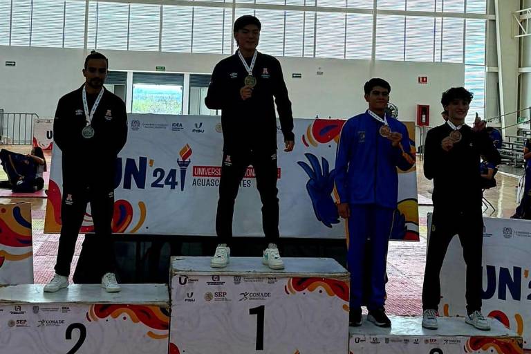 Se convierte Hiroto Yoshii en campeón nacional universitario de karate