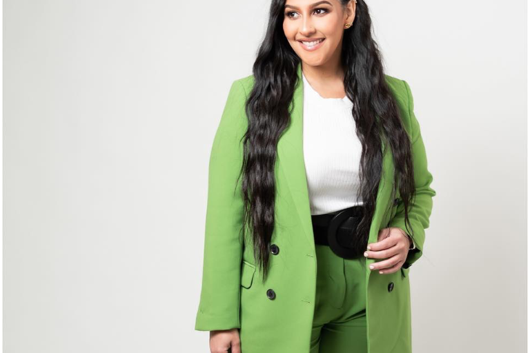 Mariel Colón, abogada del ‘Chapo Guzmán’ se lanzó como cantante