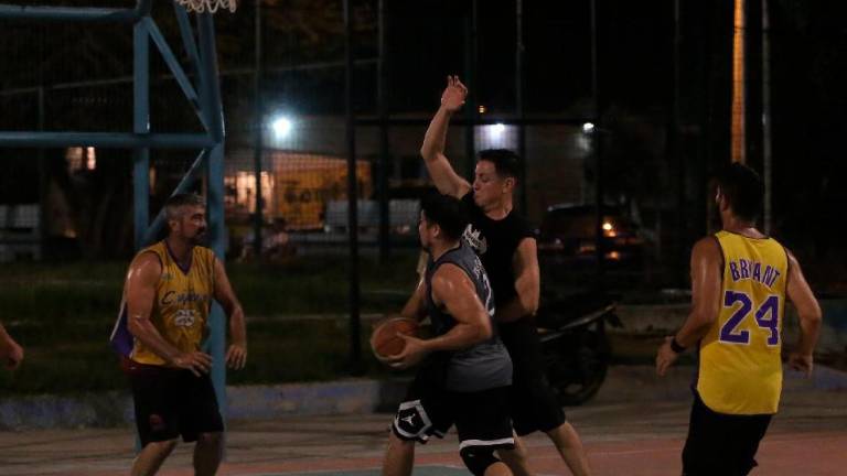 Grandes acciones se viven en el torneo.