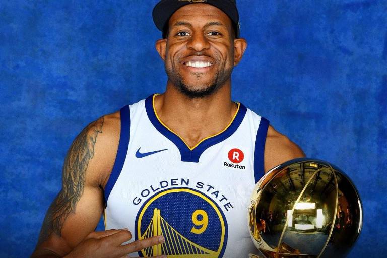 Warriors retirará el número 9 de Andre Iguodala