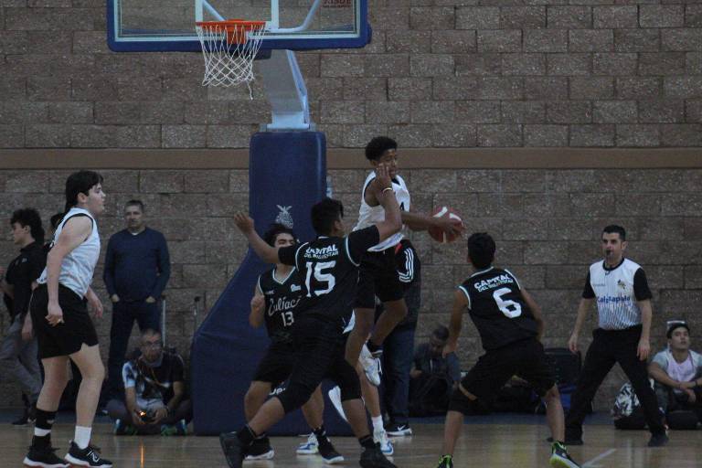 Logra Culiacán dos campeonatos en basquetbol