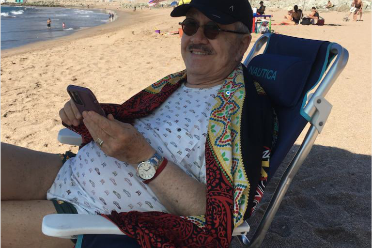 Disfruta Pedrito Sola de Mazatlán