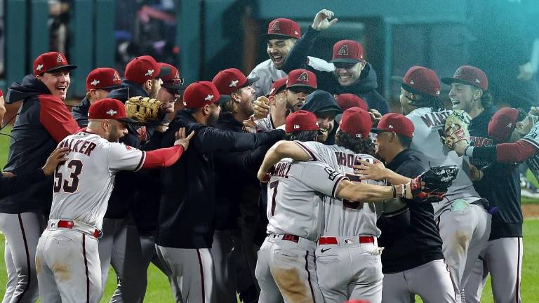 Los Diamondbacks de Arizona volverán a jugar una Serie Mundial por primera vez desde 2001.