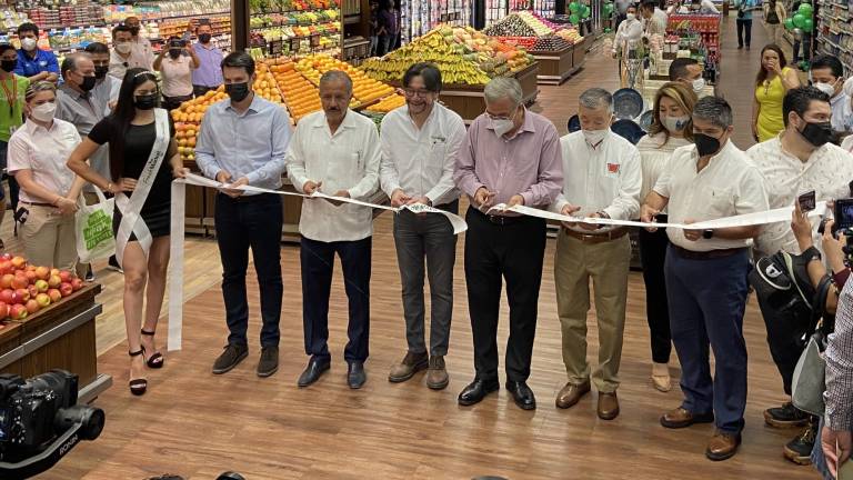 Casa Ley inaugura Fresh Market, una nueva línea de tiendas en Culiacán, ubicada en plaza Ceiba.