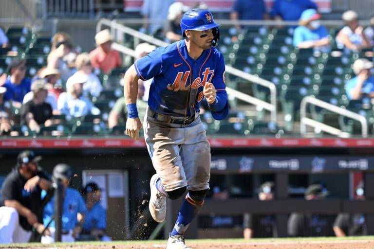 Mets designan a Darin Ruf para asignación; Tim Locastro entra al róster