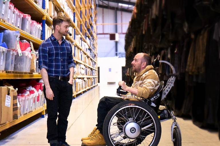 Produce Daniel Radcliffe documental sobre accidente de su doble en ‘Las reliquias de la muerte’