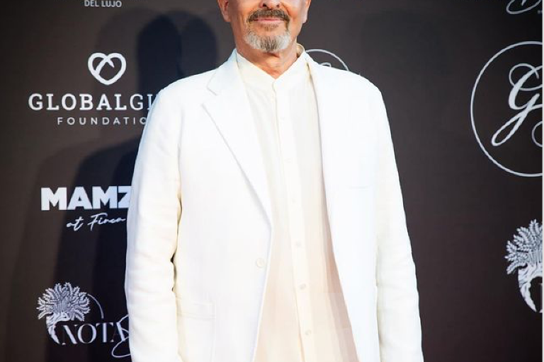 Presenta Miguel Bosé denuncia formal tras robo en su casa