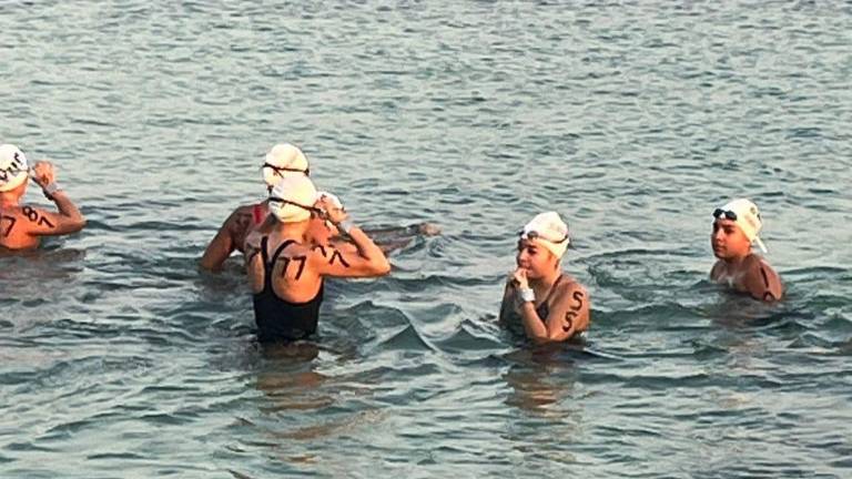 Las sirenas porteñas cumplen con digna actuación.