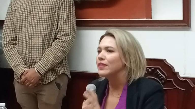 La regidora Érika Sánchez Martínez, del PRI, propone crear en Cabildo la Comisión de Defensa de Niñas, Niños y Adolescentes.