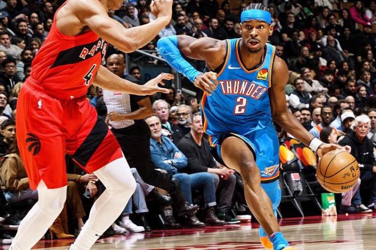 Oklahoma City Thunder se impone de manera contundente a los Raptors