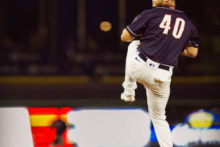 Escuinapense Adrián Hernández regresa de forma triunfal a Triple A con sucursal de Azulejos