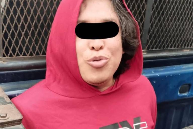 Capturan a hombre que presuntamente amedrentaba con machete en la colonia Mazatlán 1