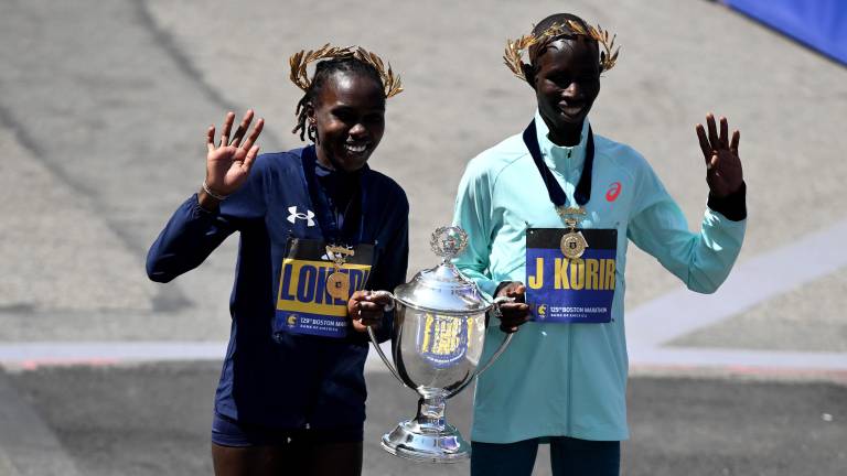 Sharon Lokedi y John Korir se proclamaron como ganadores del Maratón de Boston 2025.