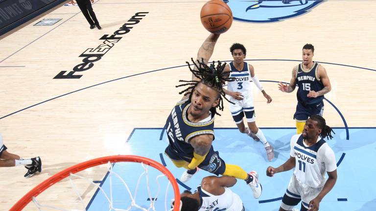 Ja Morant logró el enceste ganador para los Grizzlies.