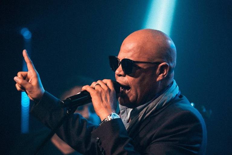Muere cantante Rubby Pérez, tras desplome del techo de la discoteca Jet Set