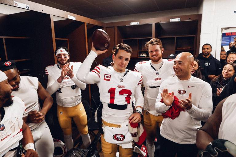 Los 49ers se imponen y amarran la cima de la Conferencia Nacional de la NFL
