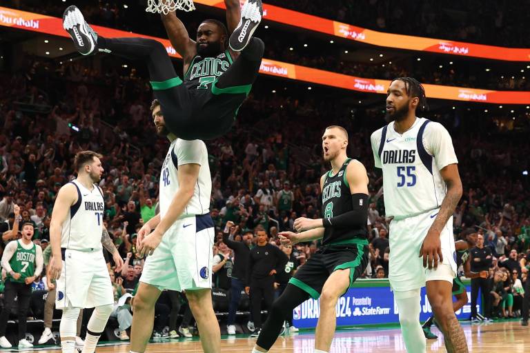 Con un Holiday estelar, Celtics controla a Mavericks y se pone 2-0 en las Finales de la NBA
