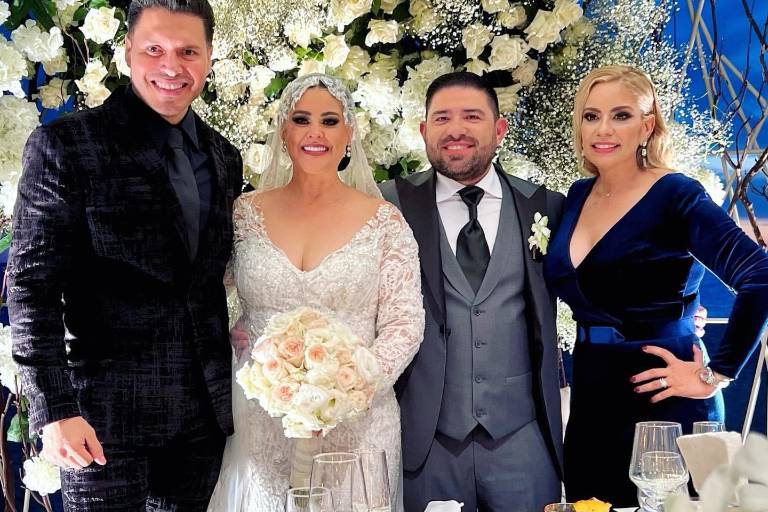 Sergio Lizárraga y Judith Osuna renuevan sus votos