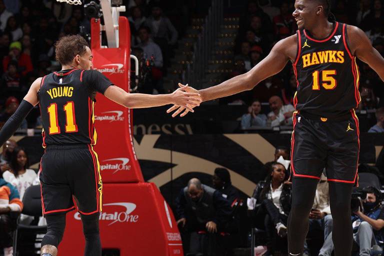 Los Hawks se recuperan de lento inicio para vencer a los Wizards