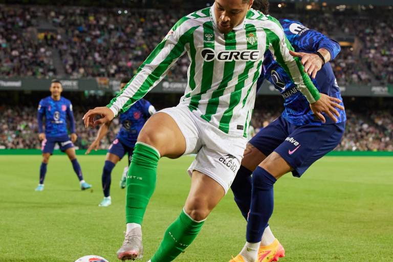 Betis vence a un Atlético de Madrid que reacciona tarde