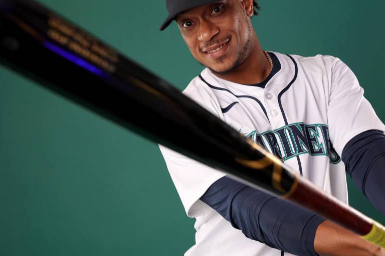 Adaptándose a Seattle, Jorge Polanco deja que su bate hable por él