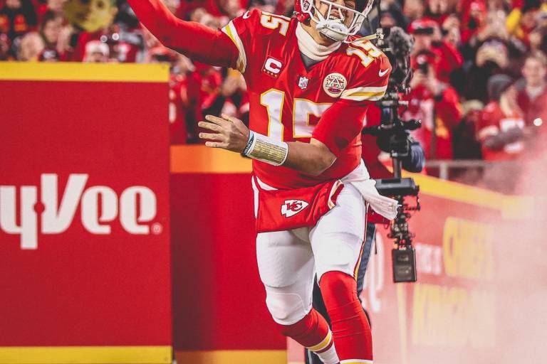 Patrick Mahomes tendrá evaluación semanal por lesión de tobillo