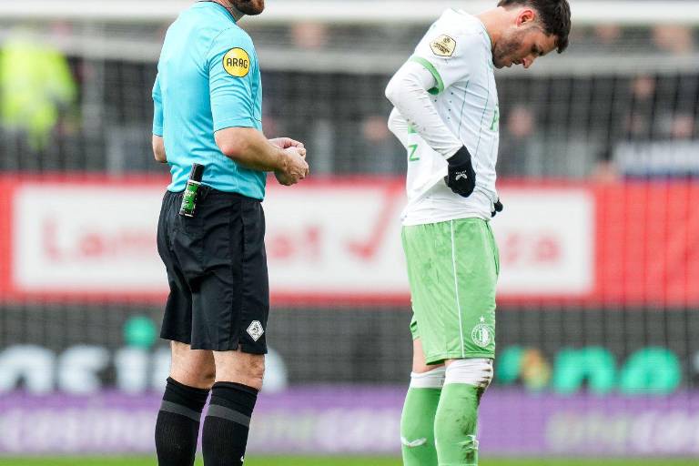 Gris partido de Santi Giménez en triunfo del Feyenoord