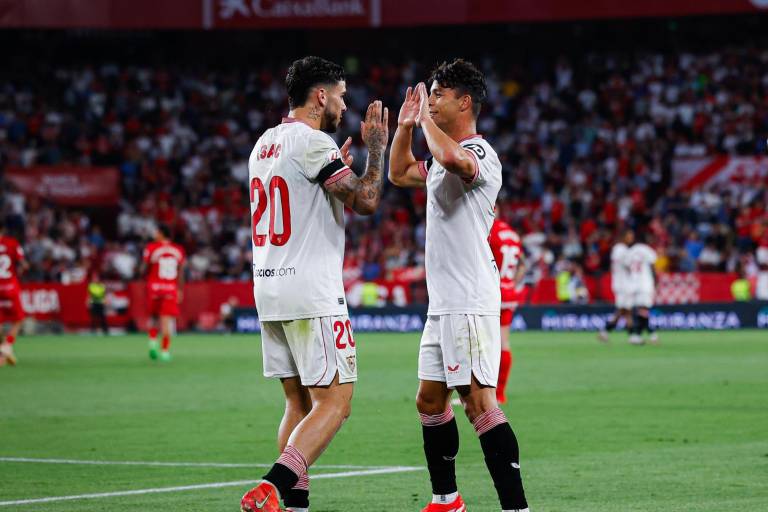 El Sevilla sentencia la permanencia y deja al Mallorca a la espera de conseguirla