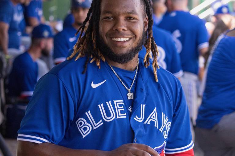 Vladimir Guerrero Jr. debutó con un jonrón descomunal en la pretemporada de los Azulejos