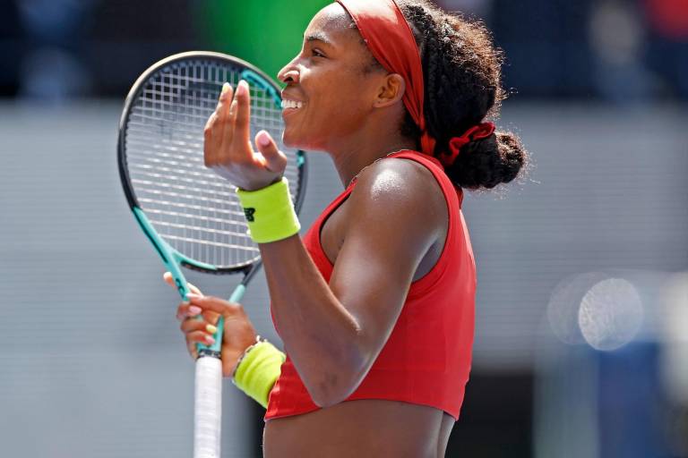 Coco Gauff arrolla a Jelena Ostapenko en 68 minutos y vuela a las semifinales