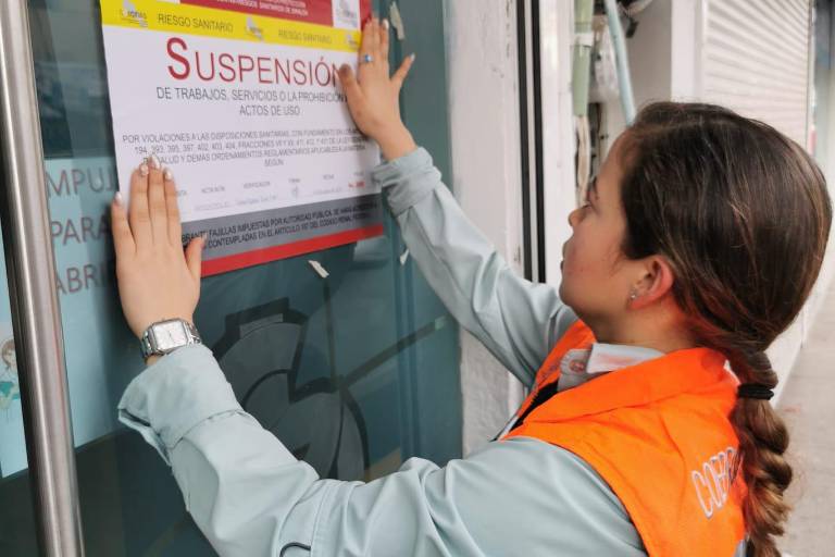 Clausuran dos clínicas particulares en Escuinapa