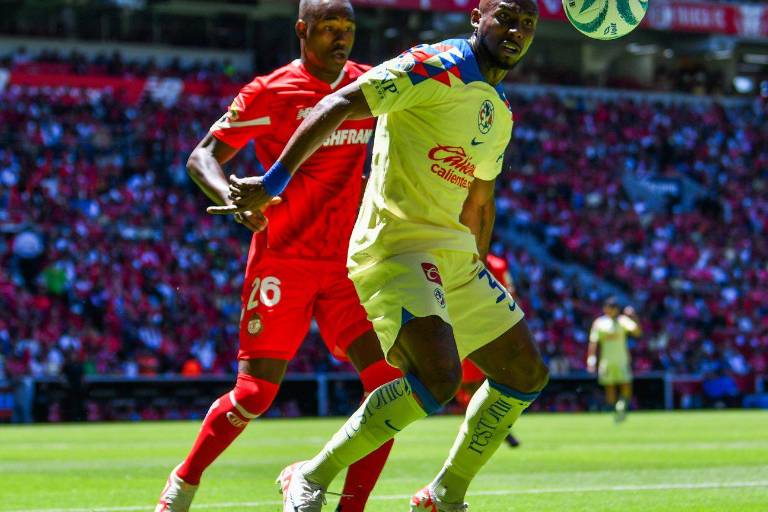 América deja escapar el liderato en Toluca