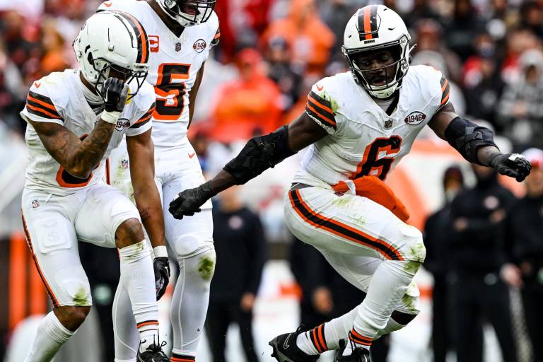 Browns sorprenden a 49ers y le propinan su primera derrota