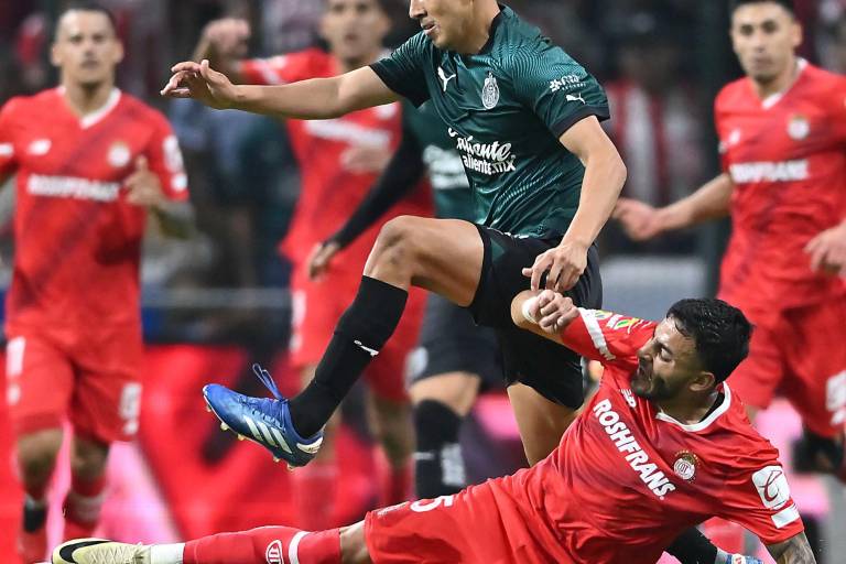 Chivas enfría el infierno y se mete a semifinales