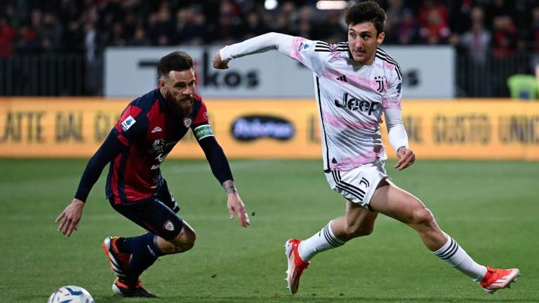 La Juventus empata 2-2 con el Cagliari.