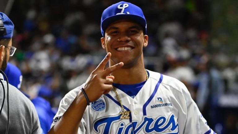 Juan Soto no seguirá con los Tigres de Licey, al no recibir permiso de los Padres de San Diego.