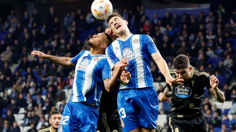 El mexicano César Montes (23) tuvo su primer encuentro oficial con el Espanyol.