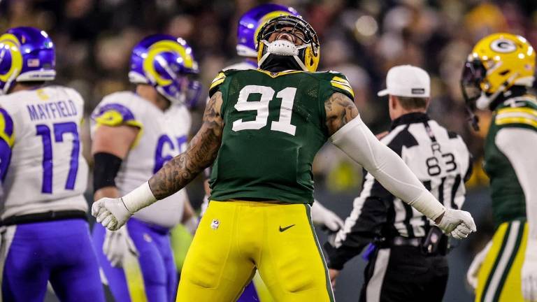 Los Packers triunfaron y se mantienen con esperanzas de calificar a la postemporada.