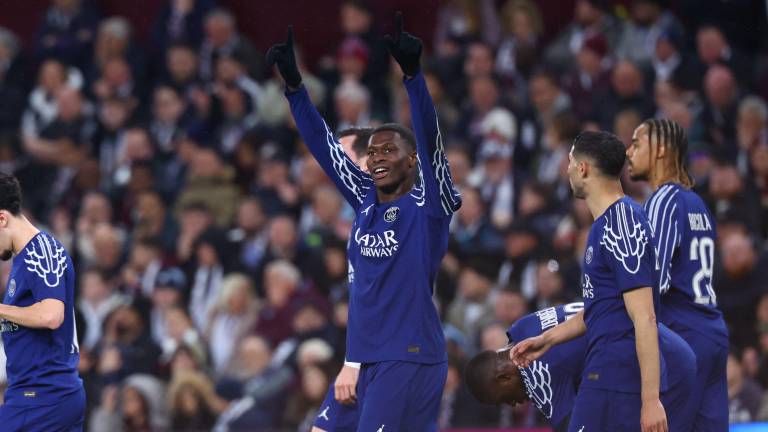 El PSG sufrió más de lo esperado en casa del Aston Villa, pero al final logró el objetivo de meterse a las semifinales.