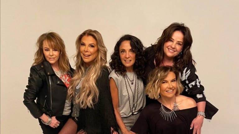 Flans y Pandora realizan la gira Inesperado Tour.