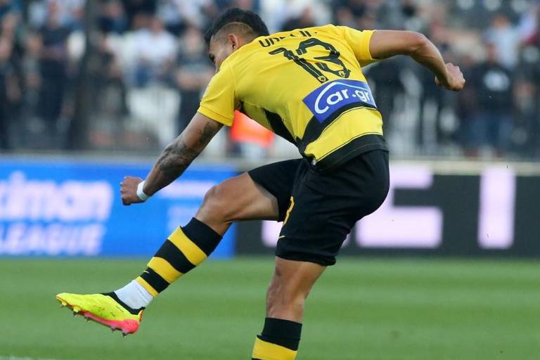 Orbelín Pineda se reencuentra con el gol