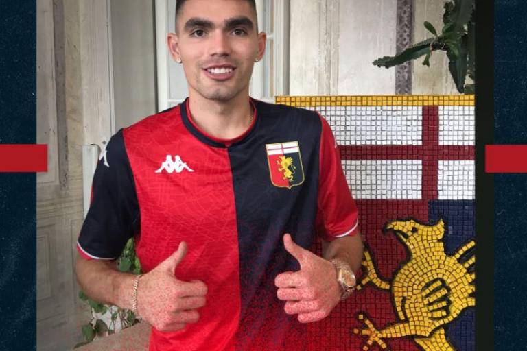 Genoa anuncia la llegada del defensa Johan Vásquez