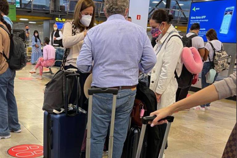 Reciben líderes católicos en España a Margarita Zavala