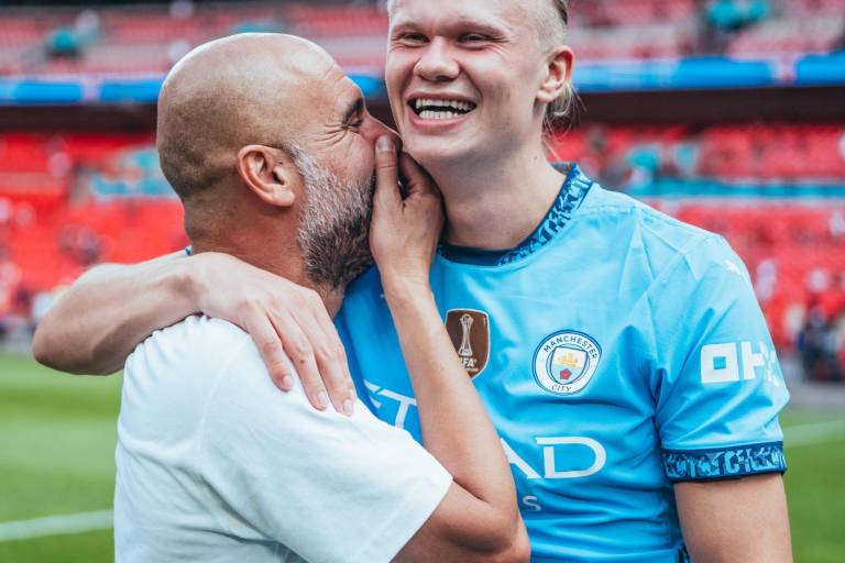 Haaland firma nuevo contrato con Manchester City por 10 años