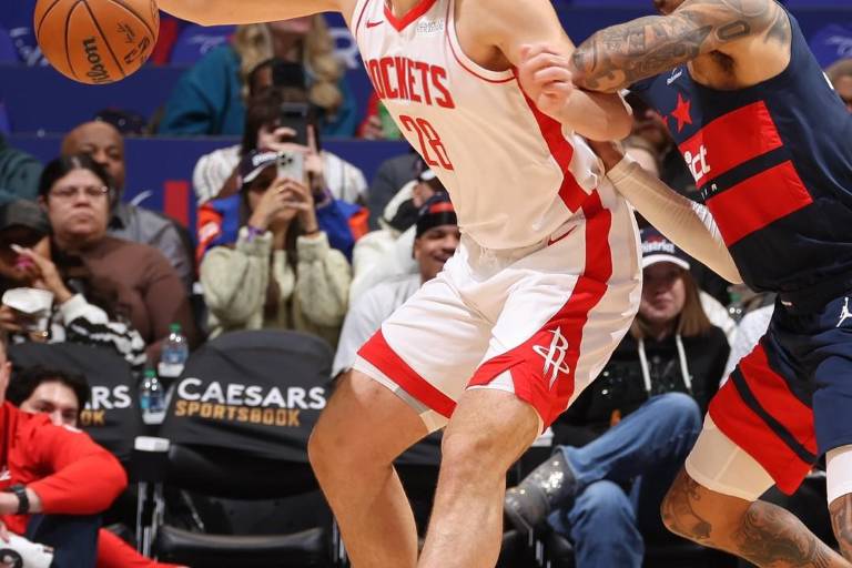 Los Rockets despegan con triunfo sobre los Wizards